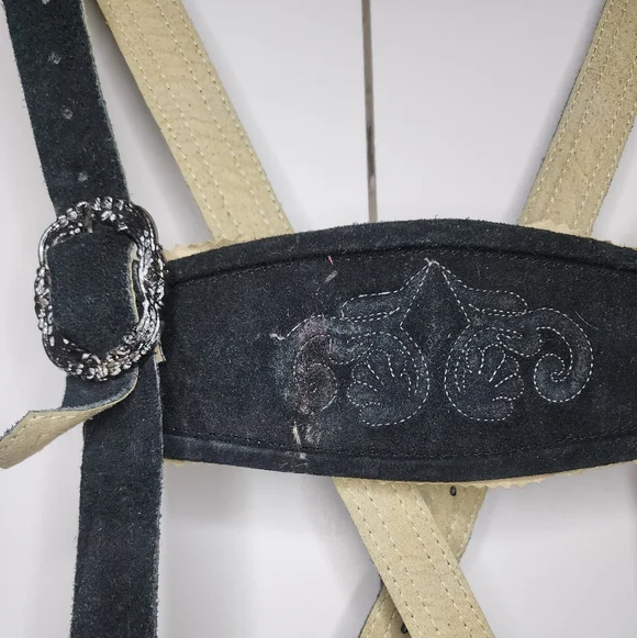 Authentic German Men’s Black Suede Lederhosen with Suspenders – Size 54 - Picture 2 of 13